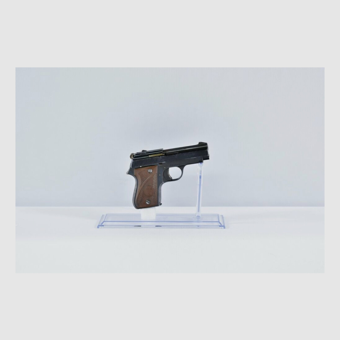 Unique .22lr Pistol