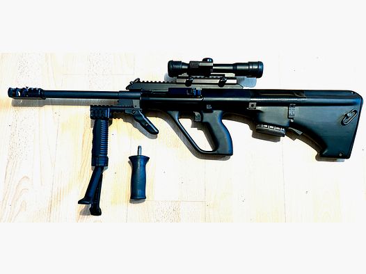 Steyr AUG broń referencyjna do testu celownika - przygotowana do precyzyjnej modyfikacji do zastosowań sportowych. (Alternatywa dla Schmeisser, Hera, HK MR223, HK243, AR15, OA 15, Savage, DAR, Brunk, LDT)