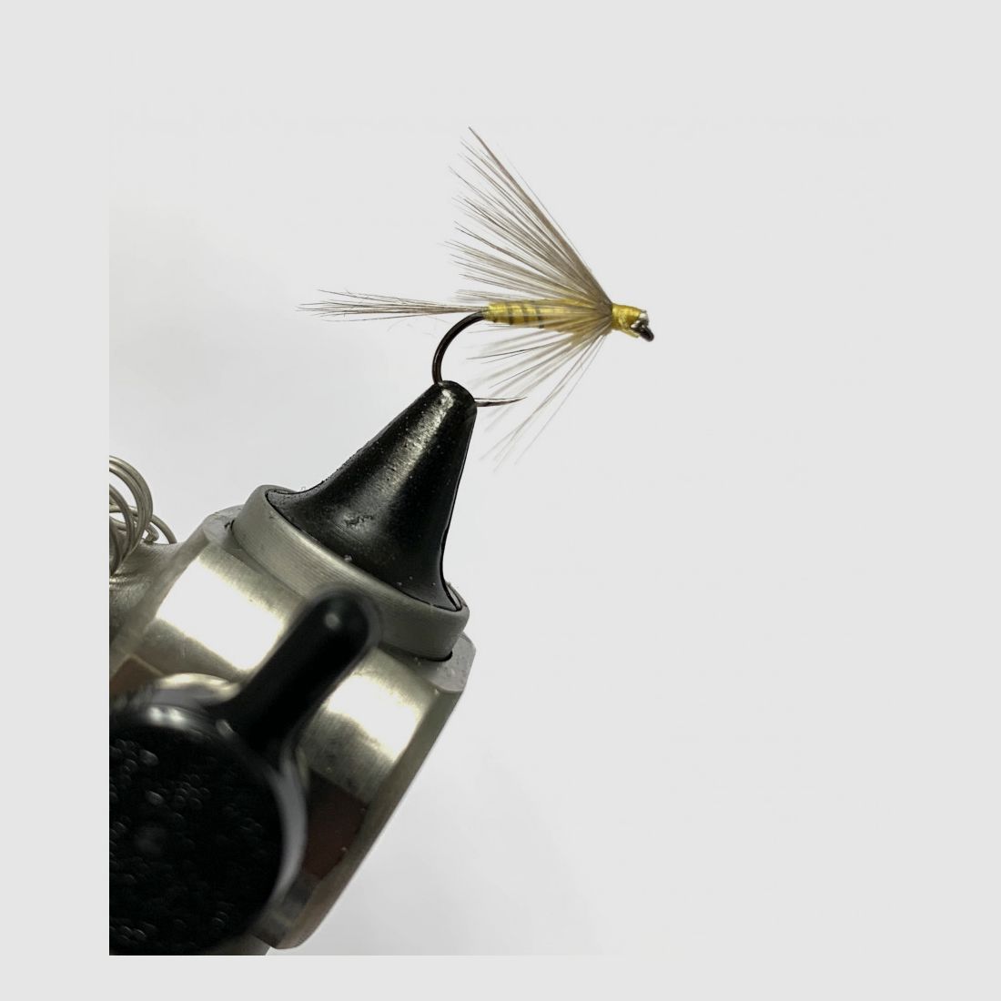 LEÓN Trockene Fliegen, Bild 2 von 22