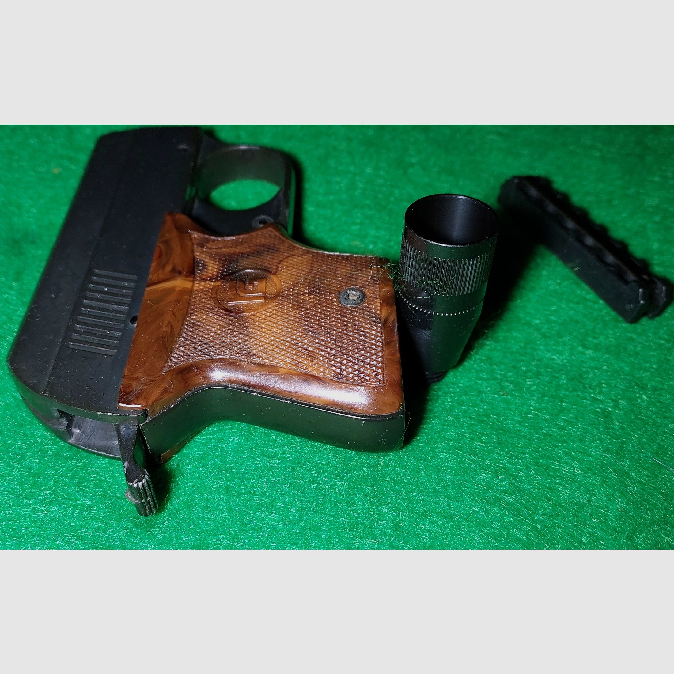 Pistolet d'alarme Röhm RG 3 calibre 6 mm Flobert (PTB 33)
