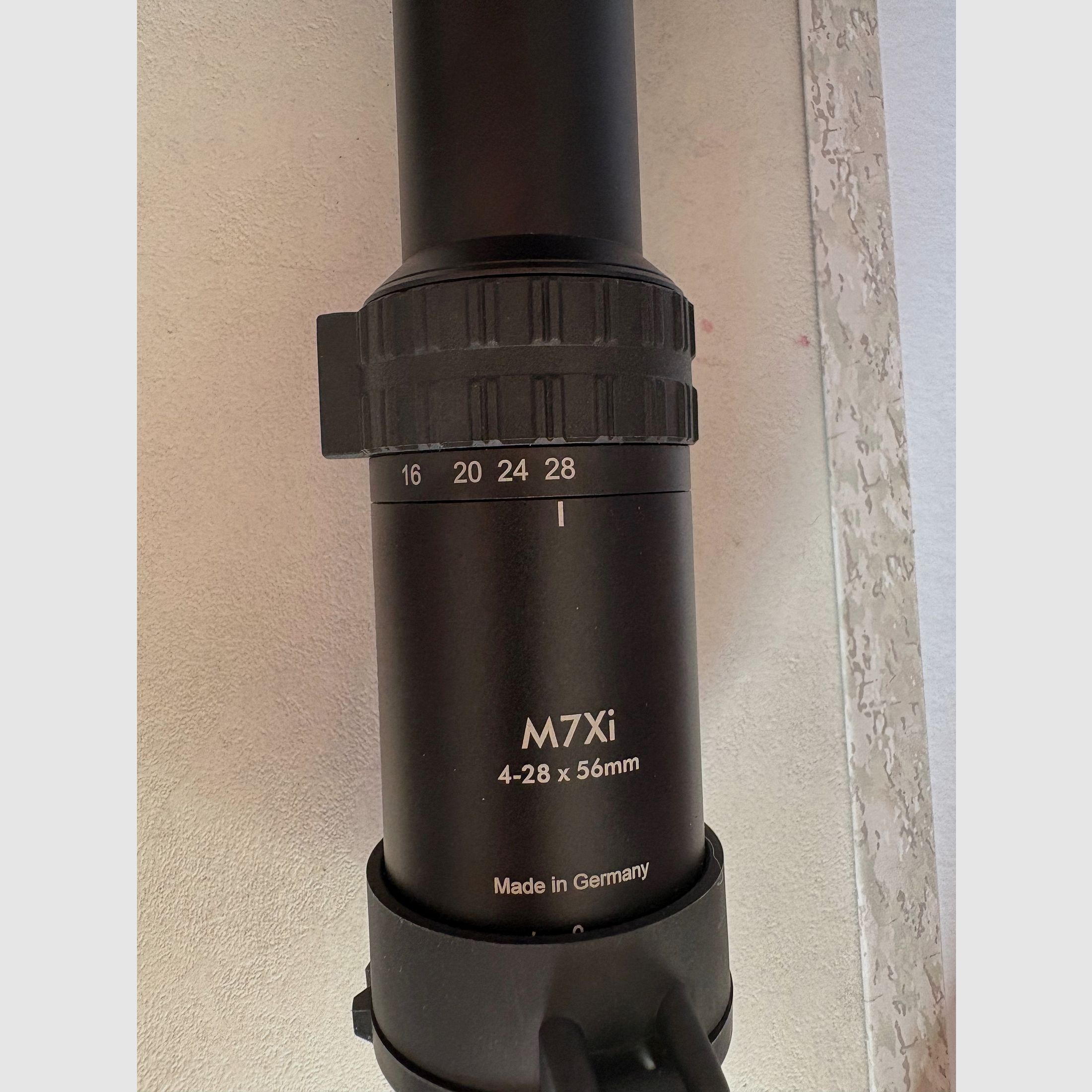 Steiner M7Xi  4-28x56