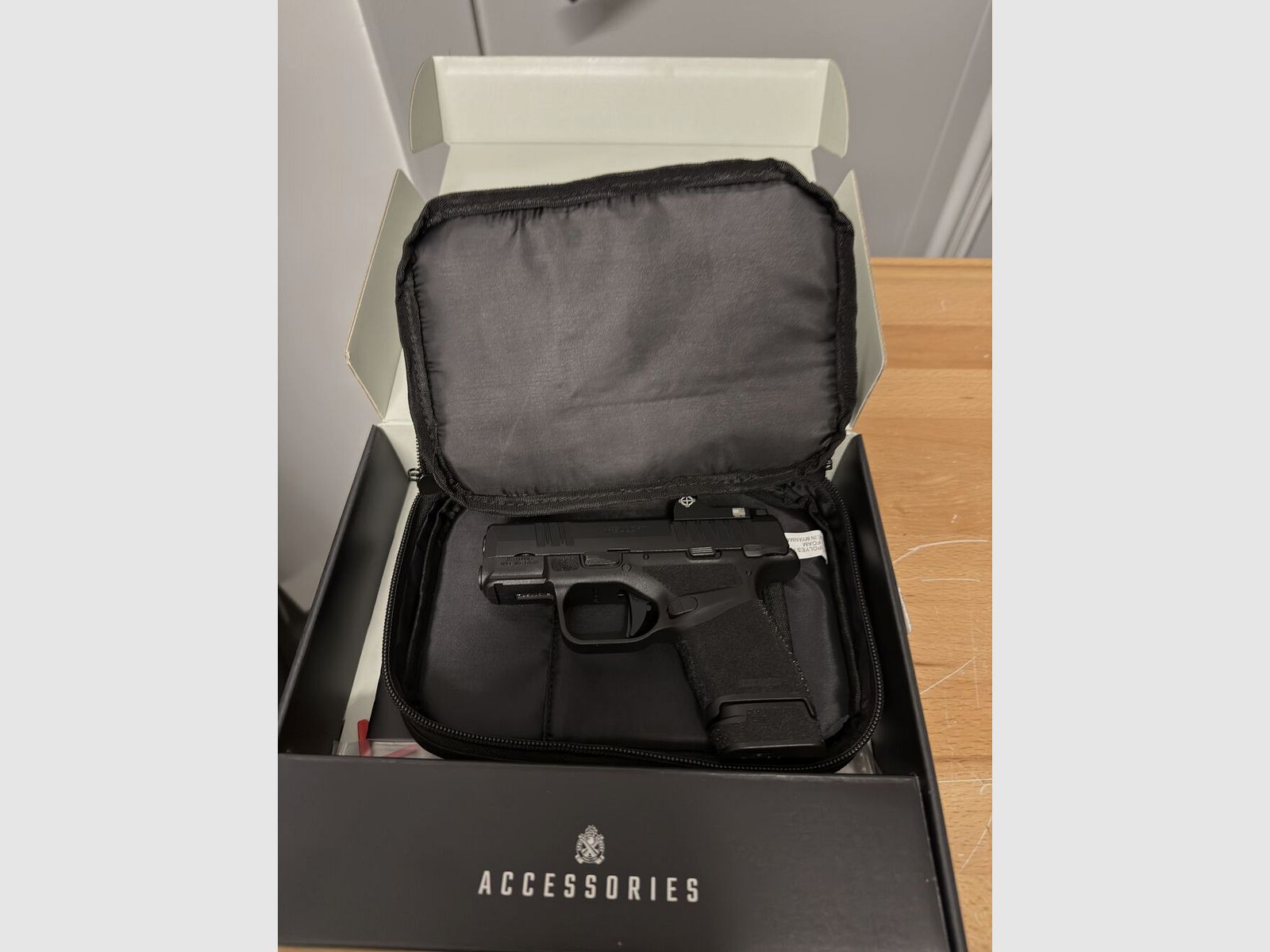 Springfield HS Hellcat OSP M-Compact 3" con seguridad 9mm Luger