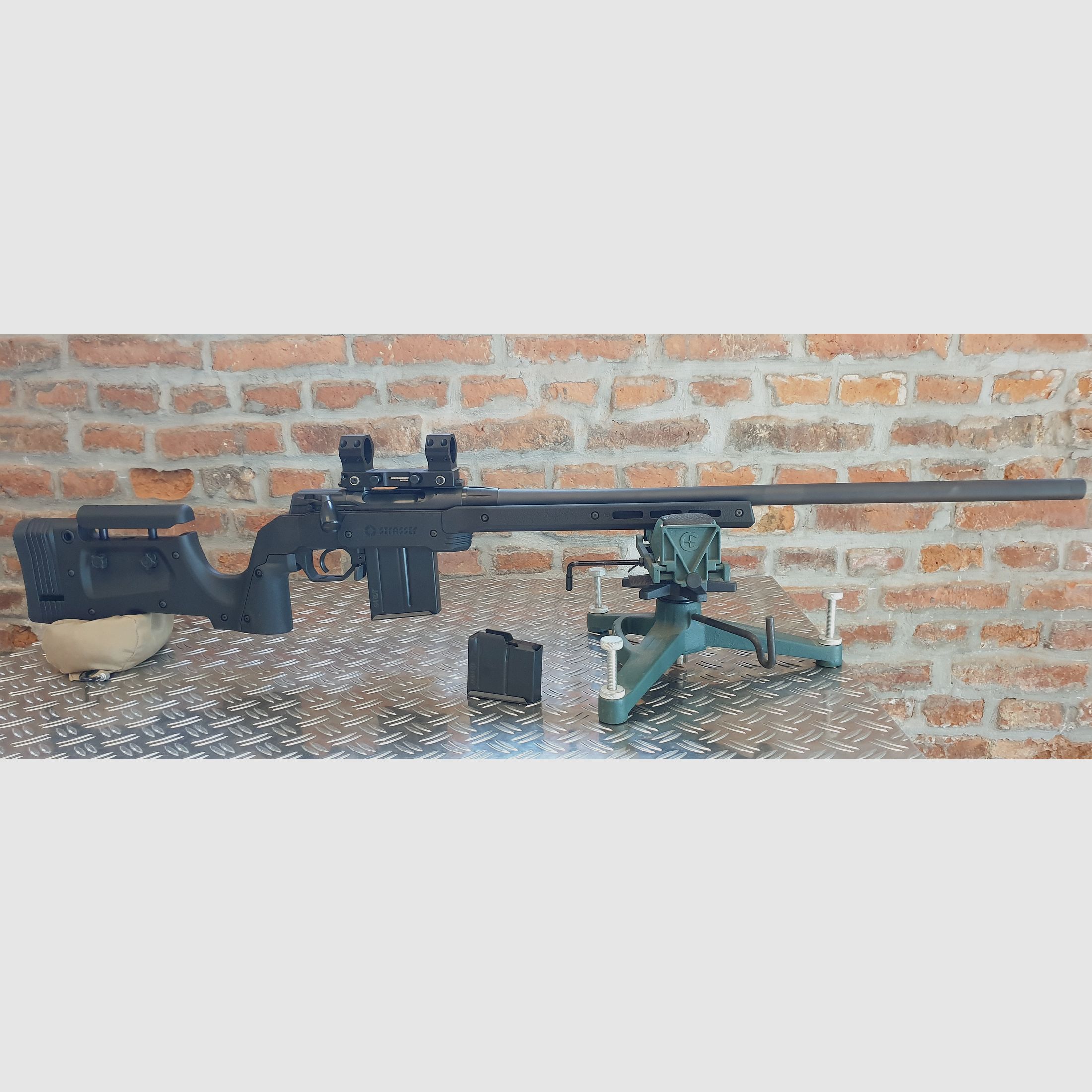 Strasser RS 700 XRS, zdjęcie 1 z 3