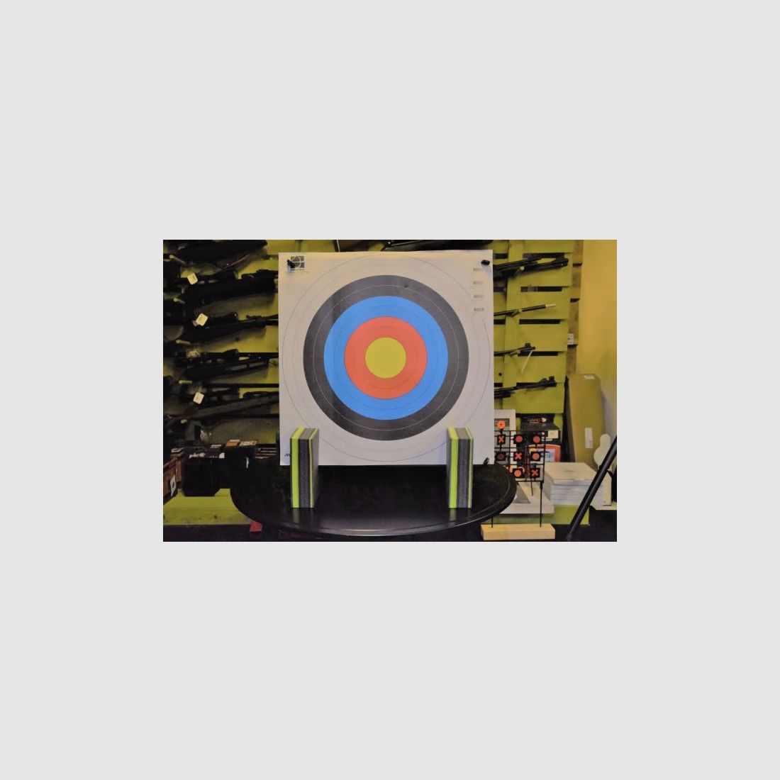 Target set for crossbow, image 1 of 2