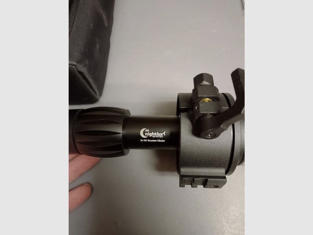 JSA Nightlux MV MAU con tubo Gen.2+ verde (55–60 LP/mm)