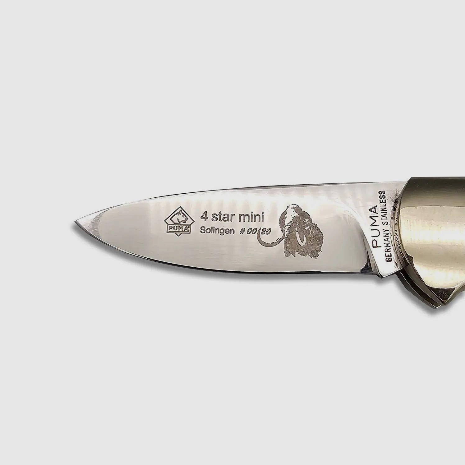 PUMA 4-star mini mammut Nr. 00 / 20