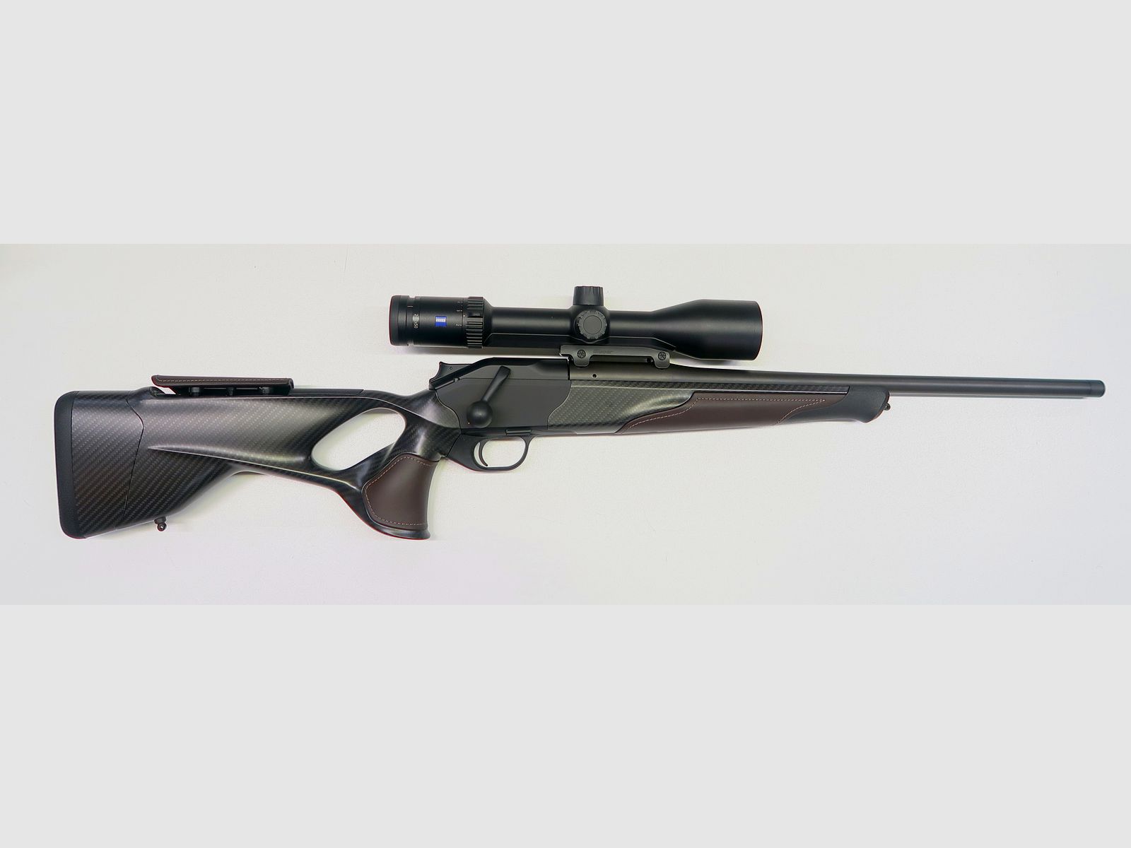 R8 Ultimate Leder Carbon + VSR 308Win. inkl. Zeiss V6 2-12x50