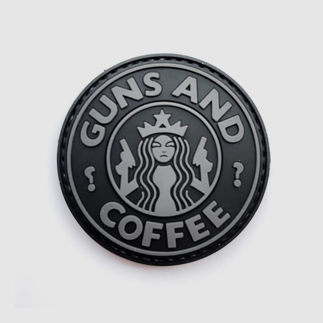 Wapens en Koffie Patch Zwart