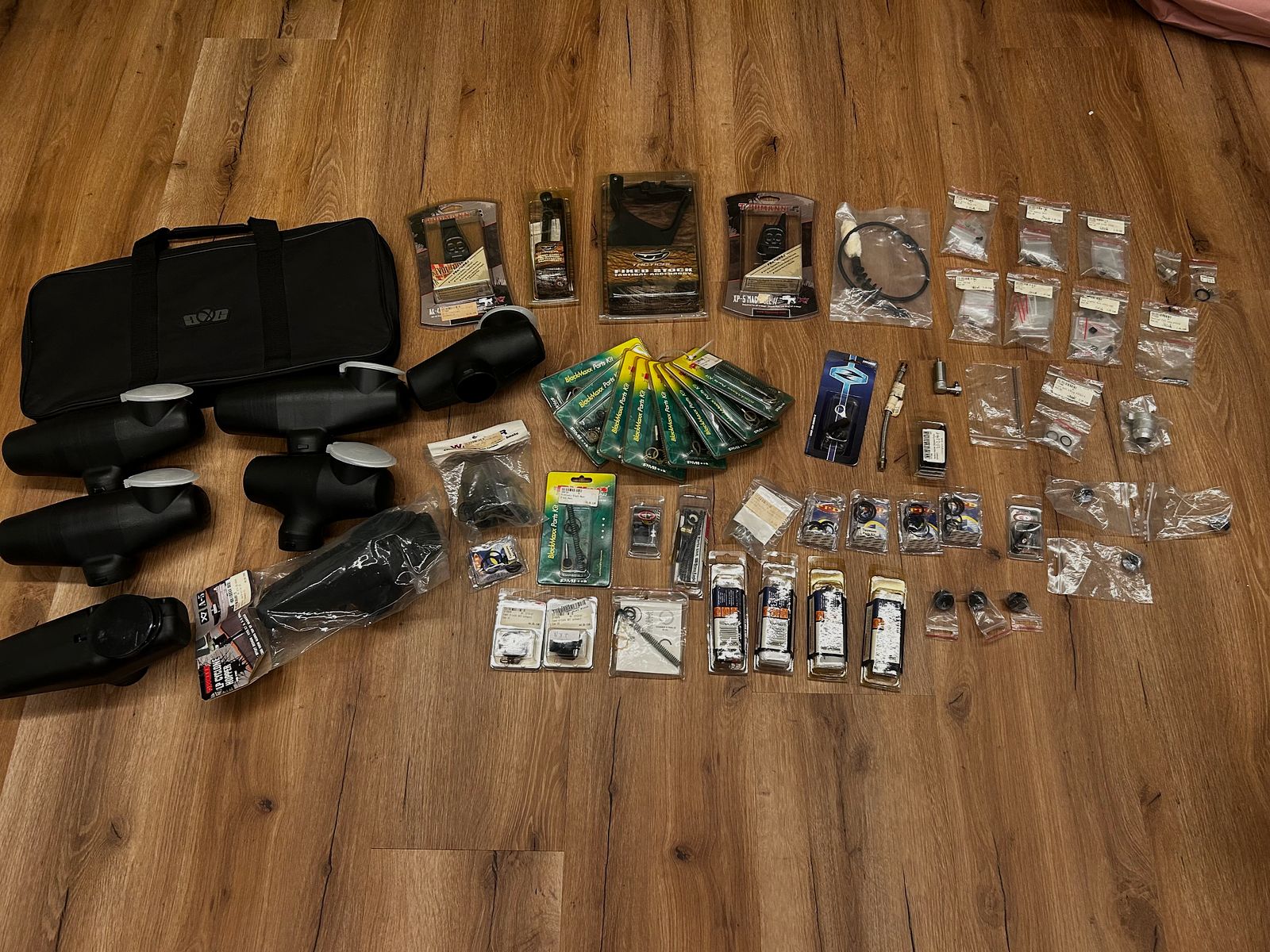 Paintball-Ausrüstung Neuware (Wert 13.000€)