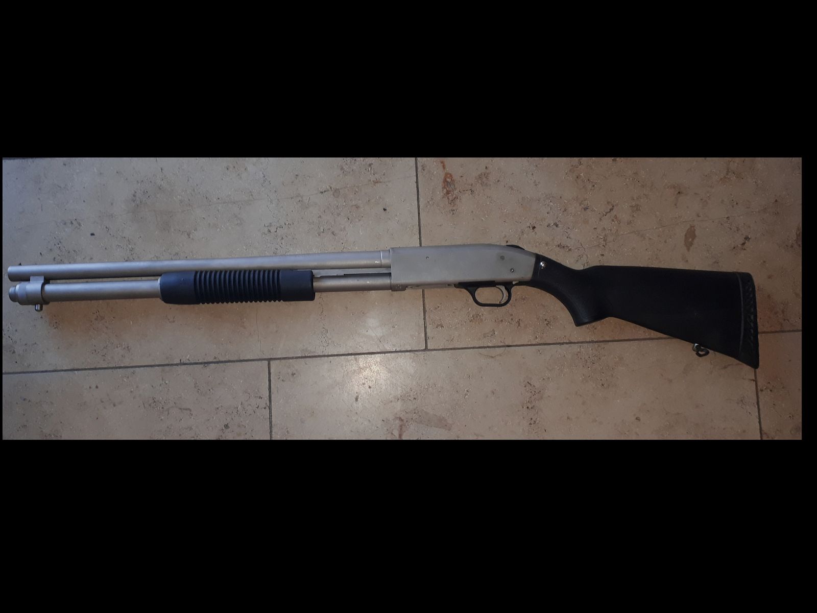 Mossberg 590 Marine