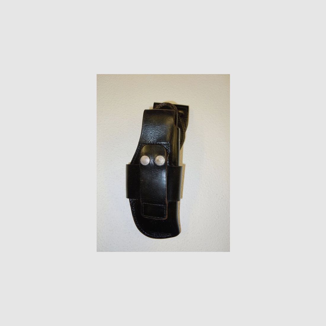 Lederholster Firma Höppner und Schuhmann Gürtel- Schwarzes Holster für Pistole SIG SAUER P6 und P225