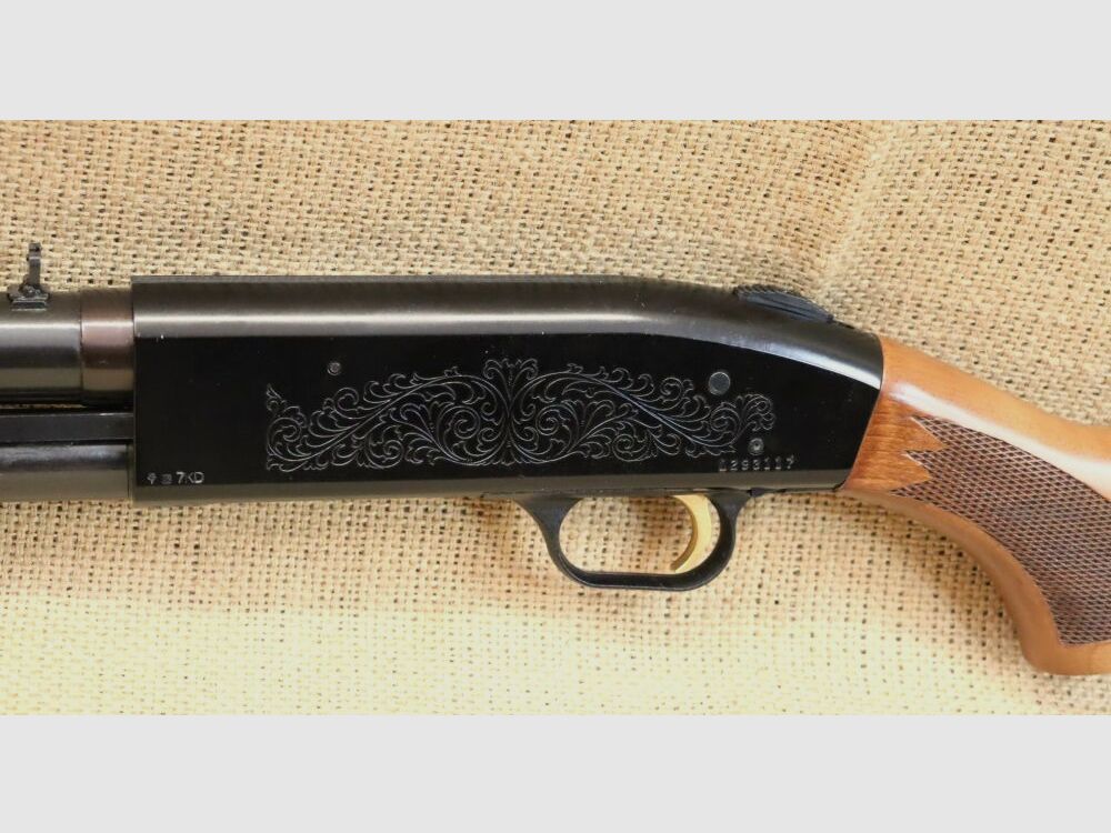 Mossberg 500 A 12/76
