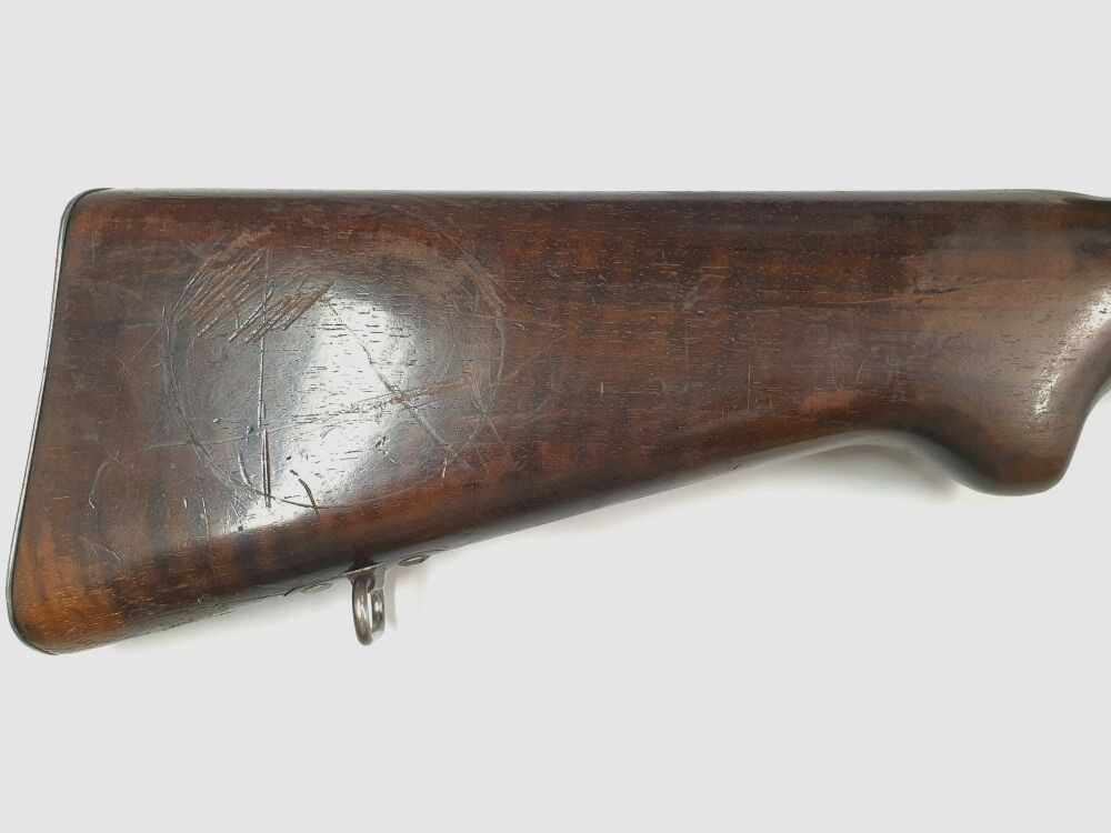 Fabryka broni w Bernie Szwajcarska karabinek G1911 z diopterem i muszką