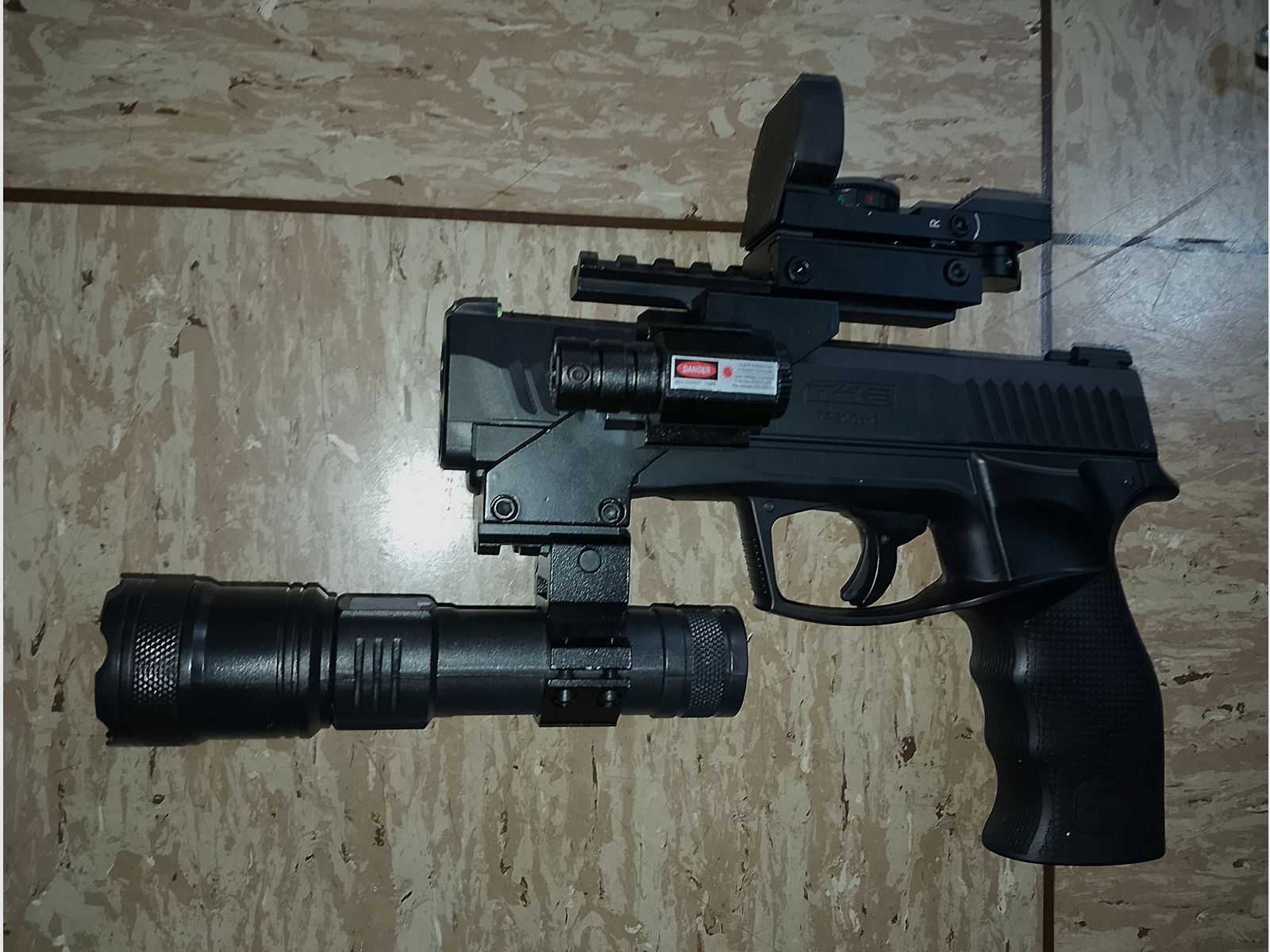 Hdp50 Tp50 T4E RAM .50  Gen 2 mit Visier Rot Grün Punkt Top Mount Scope + CO2 Kapseln + Flashlight Zoom Strobo + Laser + Alu Kugeln Rubberballs neu 