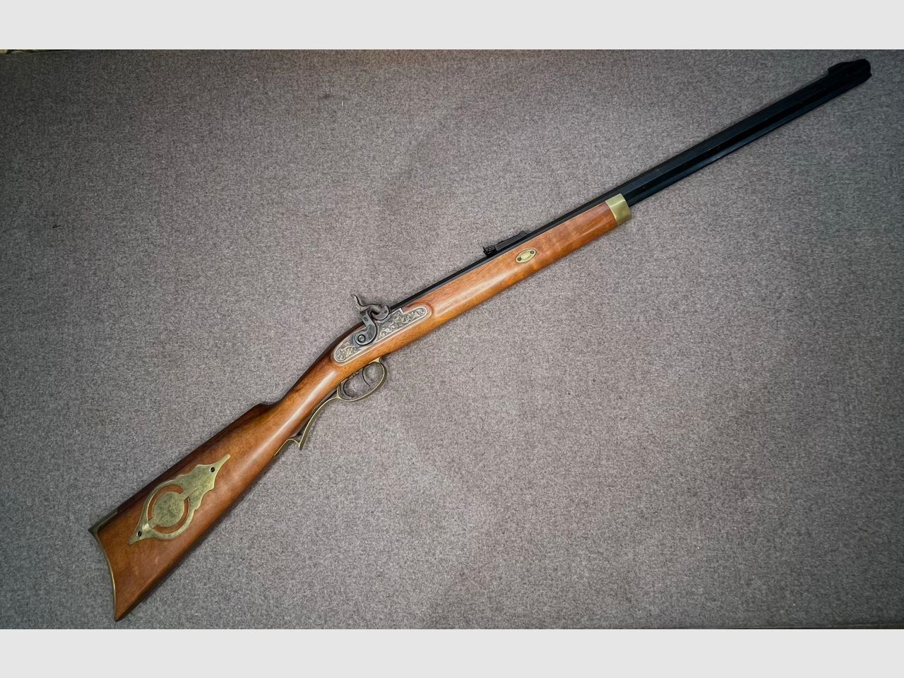 Euroarms of America Rifle de avancarga Cal 45