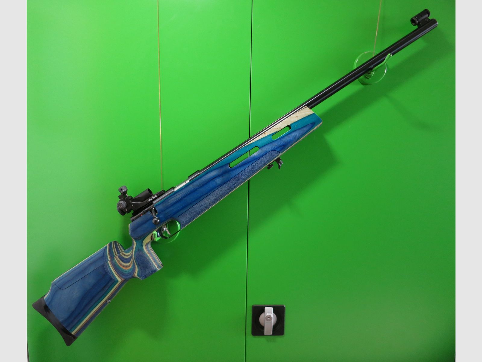 Weihrauch HW 660 M (Match) Sondermodell Colour .22lr       #56