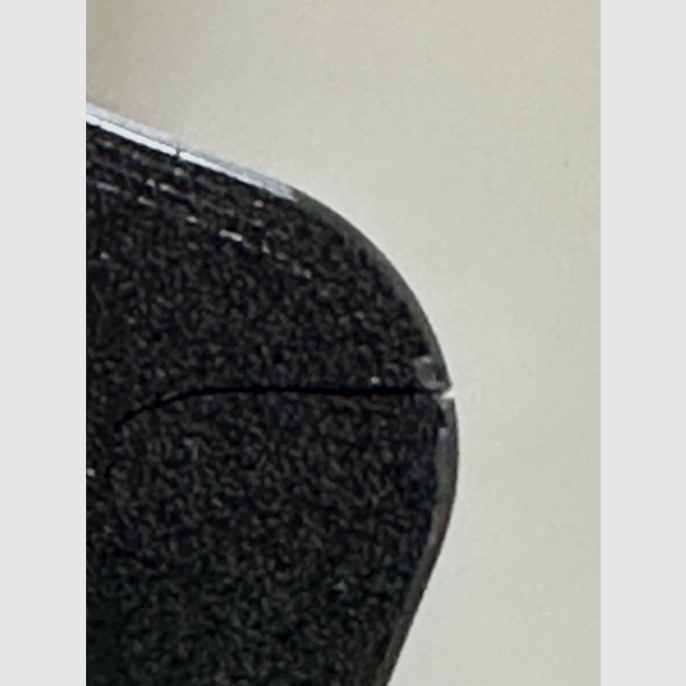 Gewehrhalter "Krabbe Pro" für Kopfstützen im Auto von Jagawams 