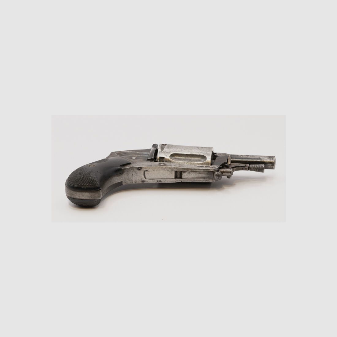 Manufrance Centralfeuer-Revolver