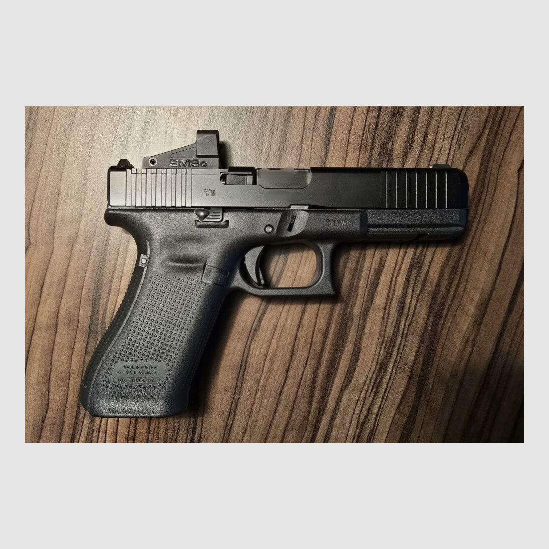 GLOCK GLOCK 17 MOS Gen. 5 mit SHIELD SMSc Red Dot
