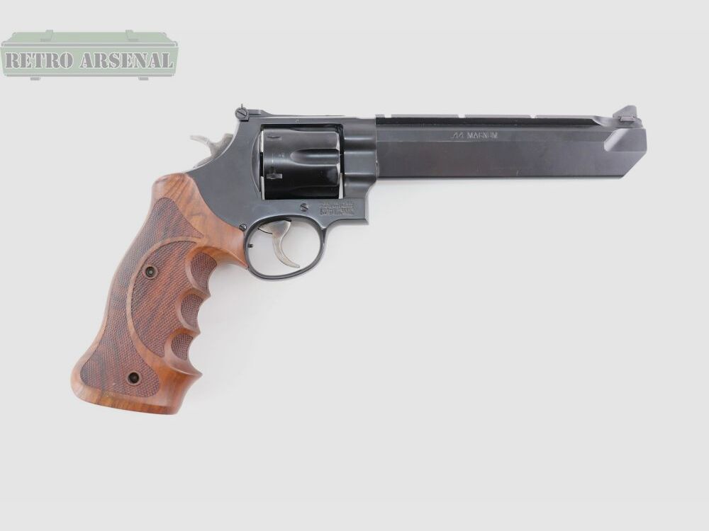 Smith & Wesson 629-6 Stealth Hunter