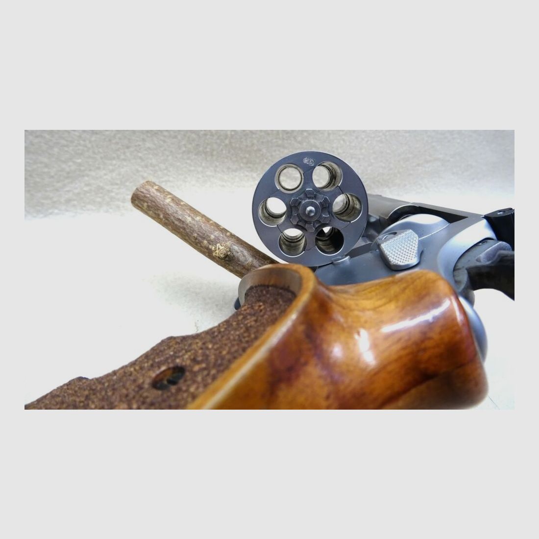 Smith & Wesson 686 Target Champion