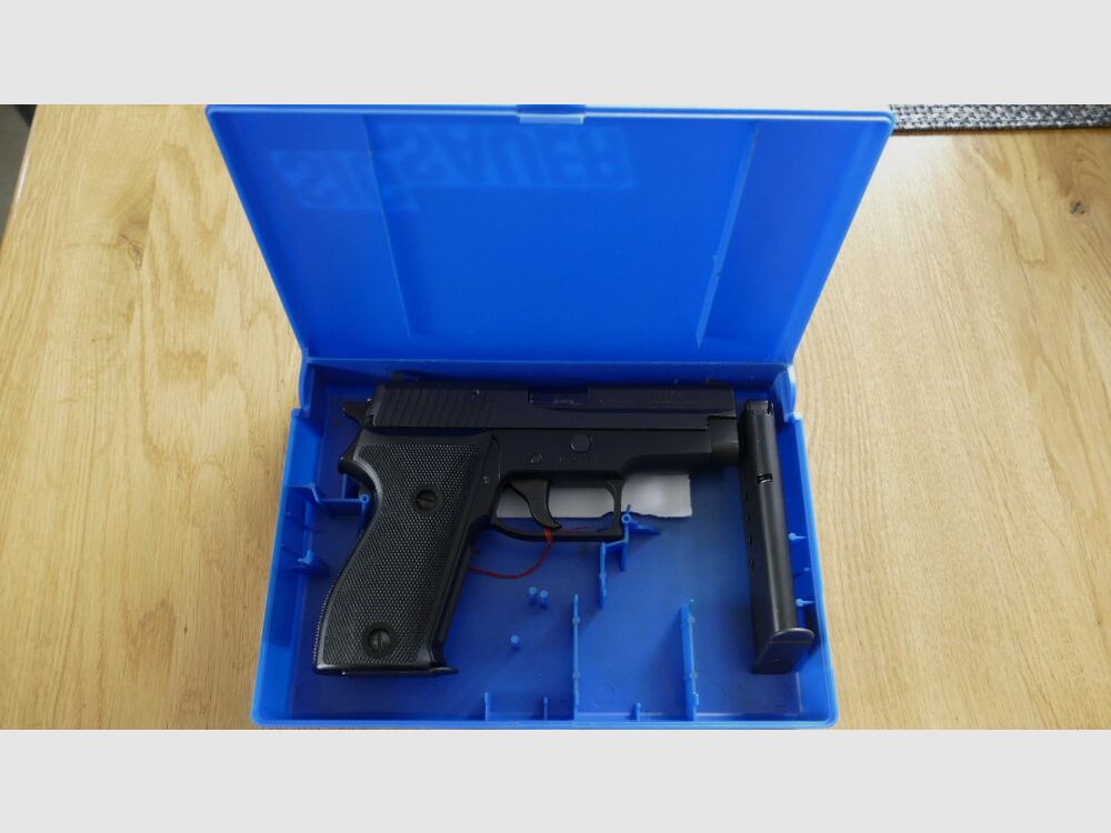 Sig Sauer P225