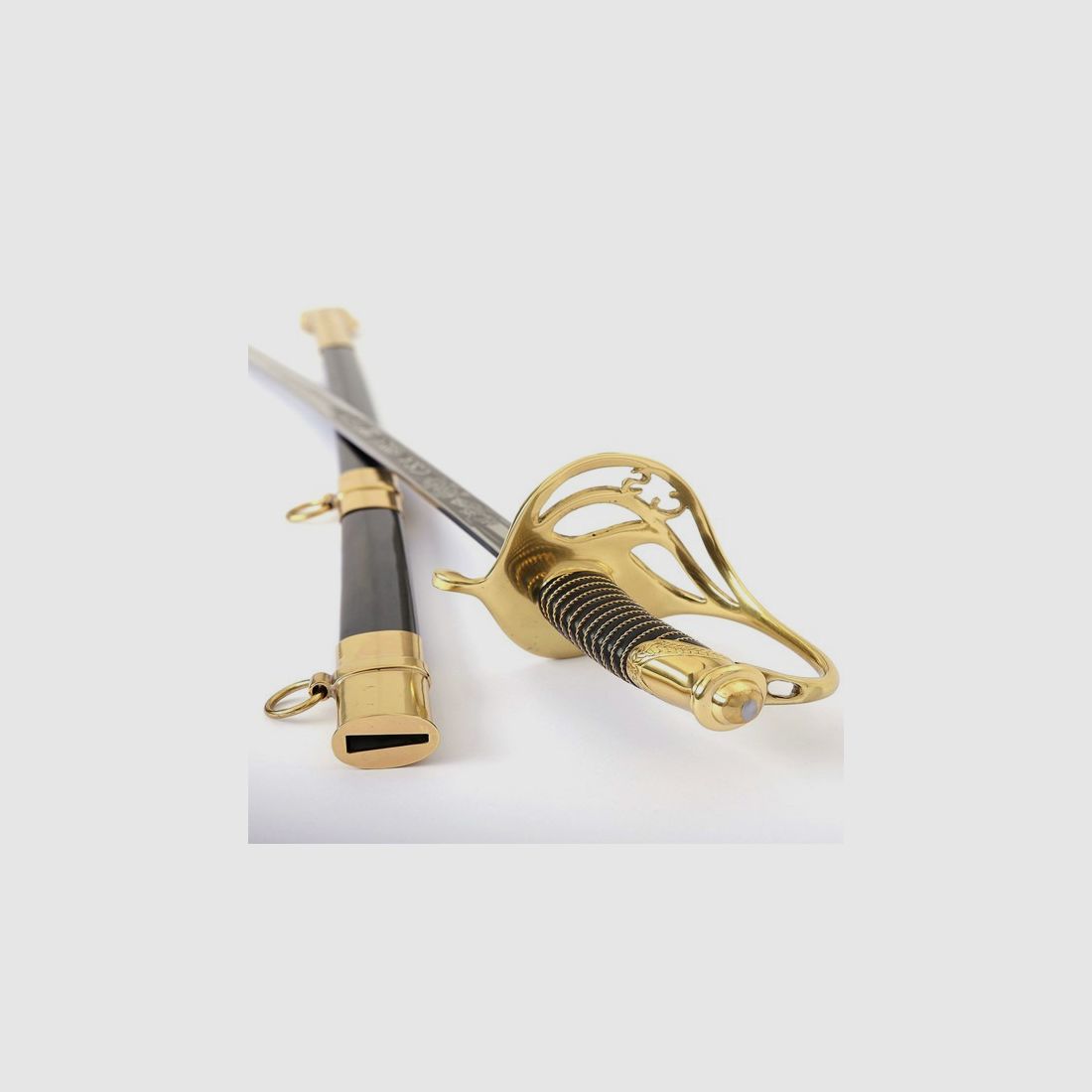 C.S.A. officer's cavalry sabers with scabbard for collectors and enthusiasts