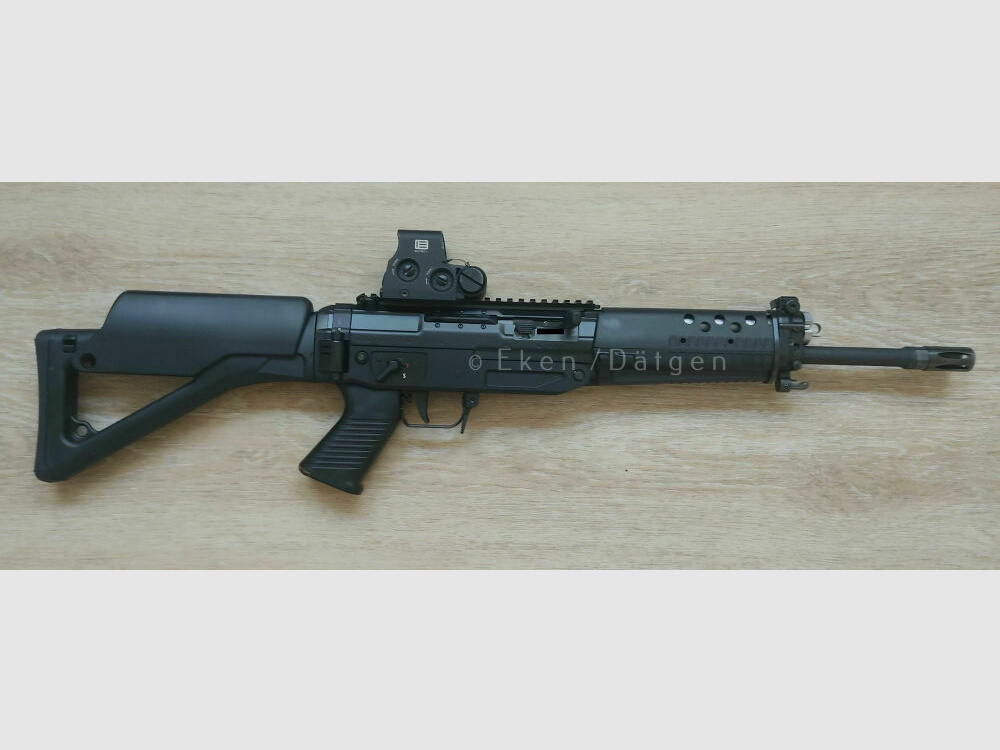 SIG SG 553R Sport