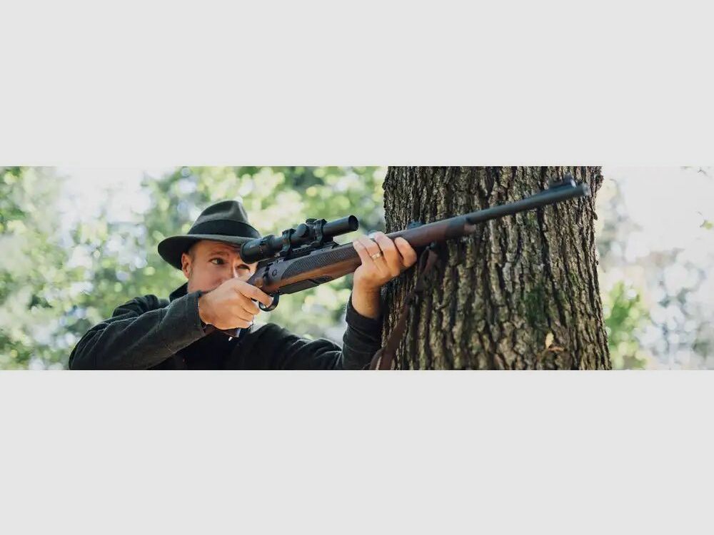 CZ Uhersky Brod CZ 600 LUX THR 5RDS 8X57IS 8x57JS