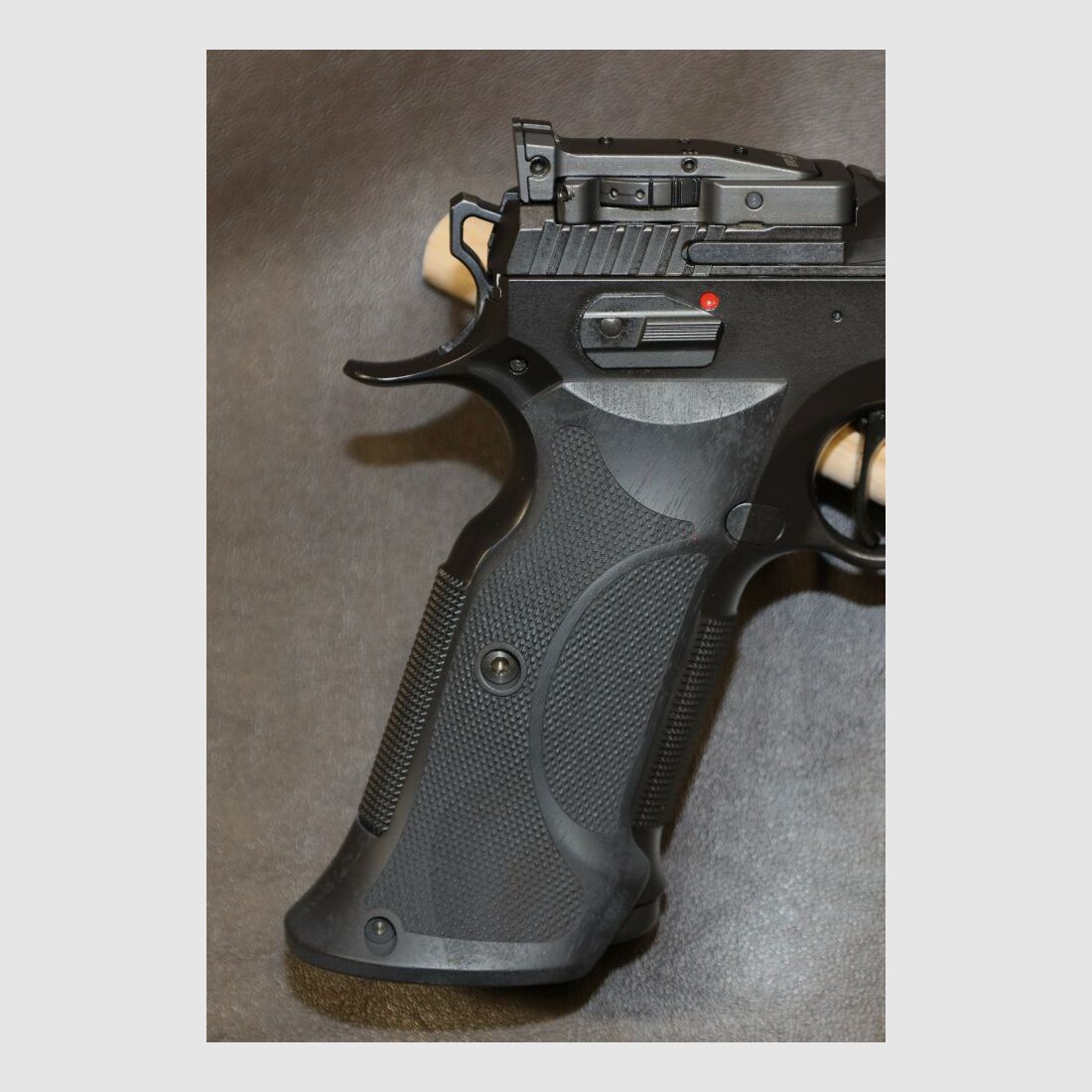 KN Nill Griffschalen für KMR W-Modelle