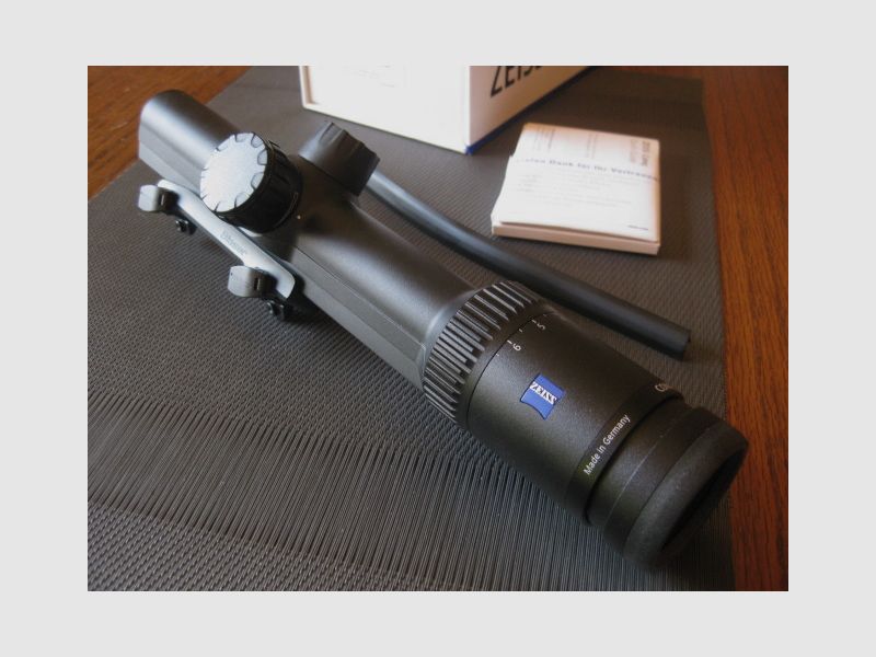 TOP ZEISS V6 1,1 - 6 x 24 M mit Absehen-60 und Original Blaser-Sattelmontage ! KEIN V8-Swarovski -Z6i-Z8i-LEICA-SAUER-MAUSER 
