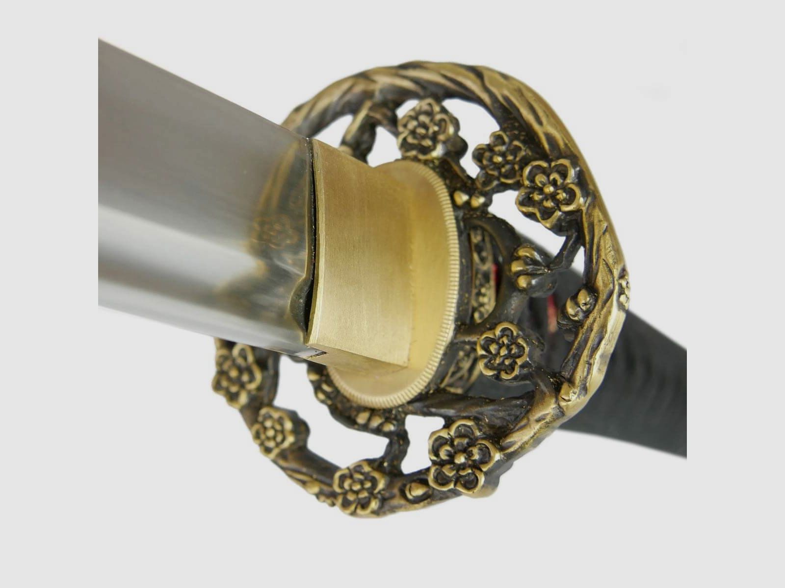 Samuraischwert Sakura Ishime Katana mit Metall Klinge aus hochwertigem Kohlenstoffstahl sehr scharf!