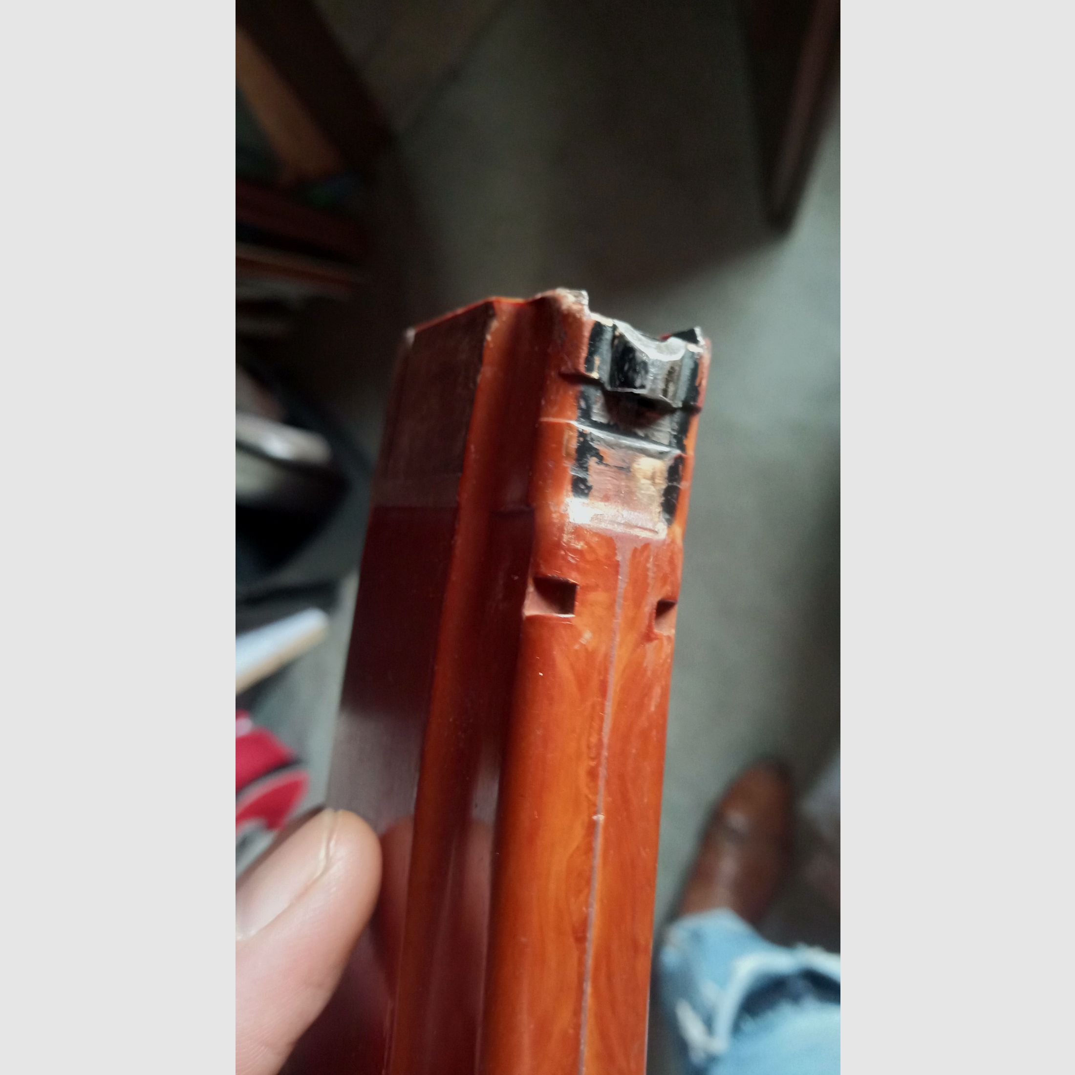 ost-deutsches MPi-74 / AK74 Deko Magazin aus AG4 Glasfaser Bakelit (unbrauchbar/deaktiviert)   // DDR NVA / Yunker