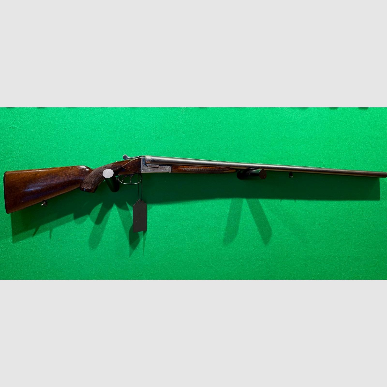 Hawk double-barrel shotgun 16/70