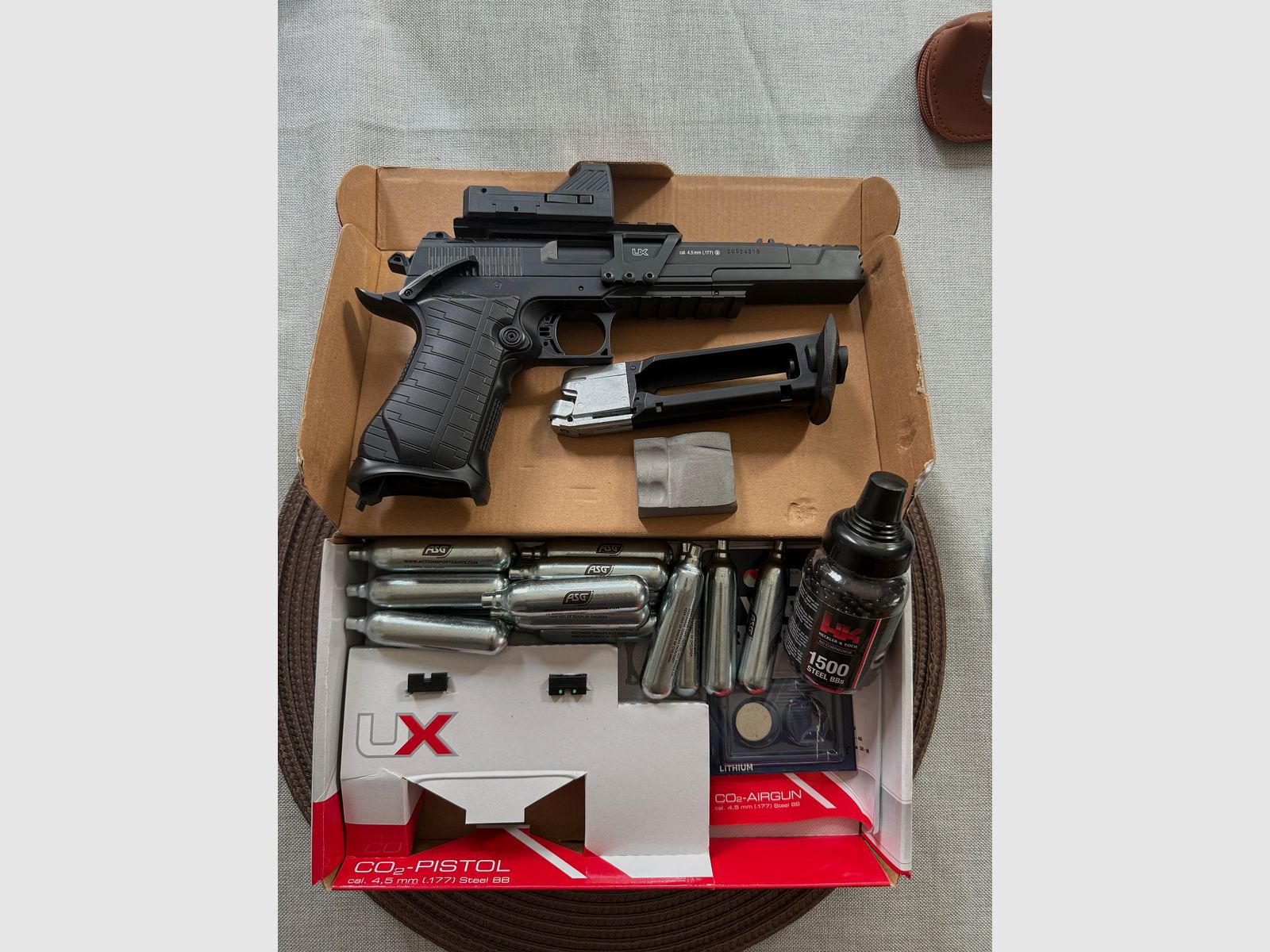 Umarex Racegun SET avec LPV 4,5 mm acier BB Blowback pistolet Co2 (P18)