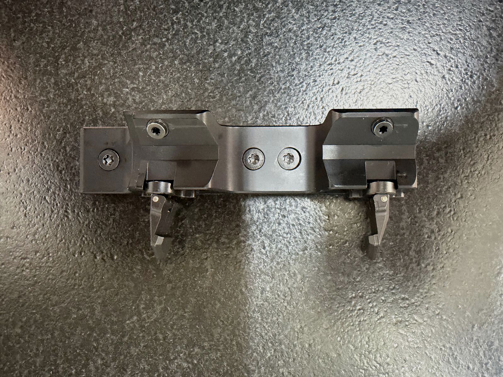 Montaggio per Blaser R8