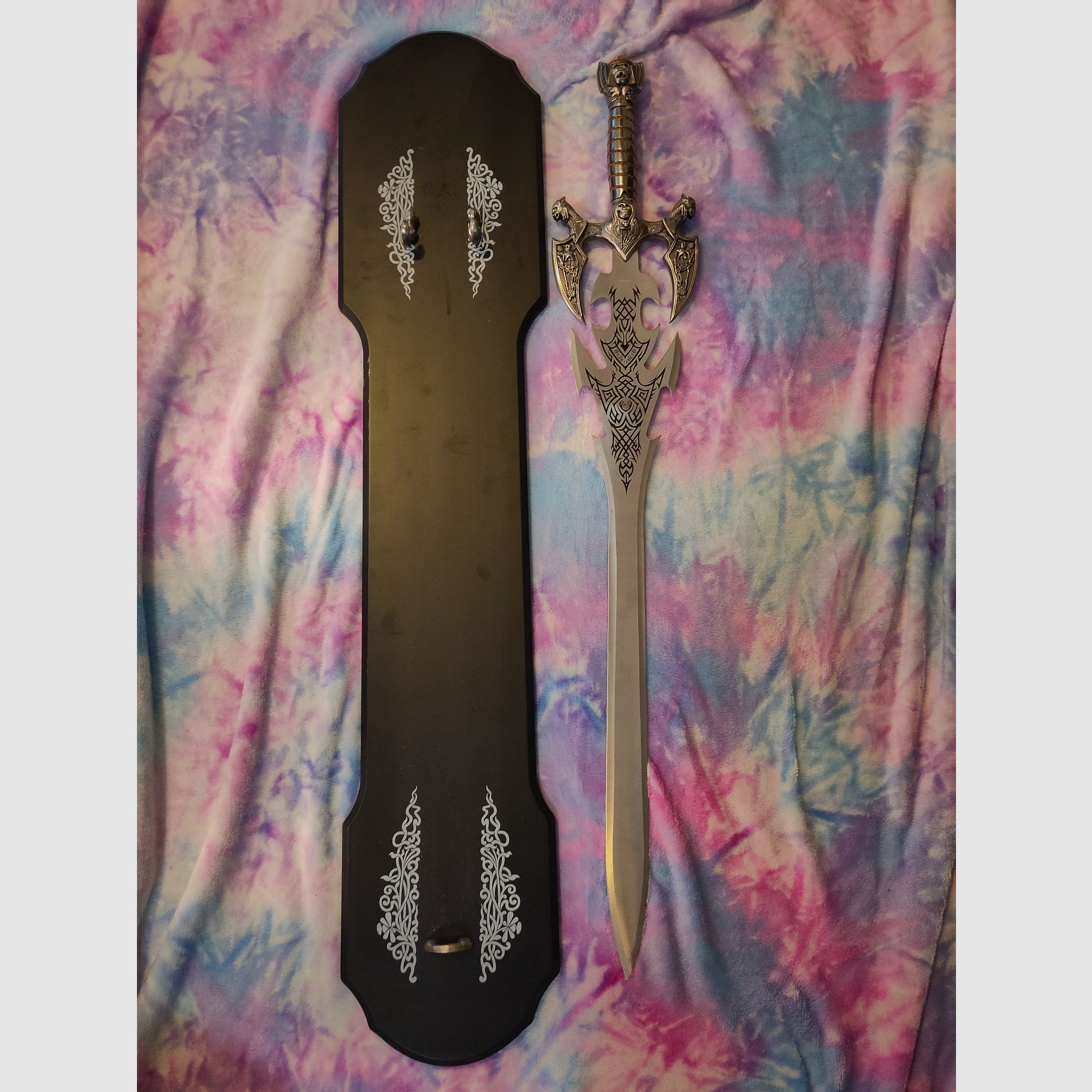 Decorative sword dragon slayer from "Two Worlds" 100cm including wall mount *rare*