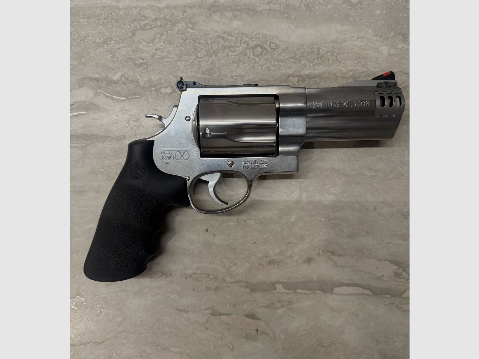 Rewolwer Smith & Wesson model 500 - 4 cale