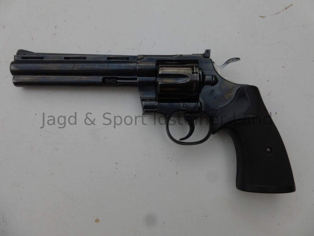 Colt Python LL: 6"/152mm