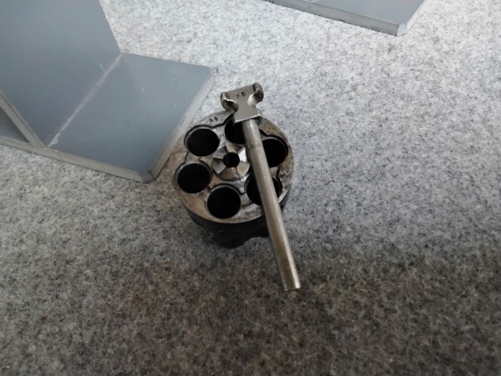 Dreyse M 1883- Ejecutor de revólver del Reich. para oficiales