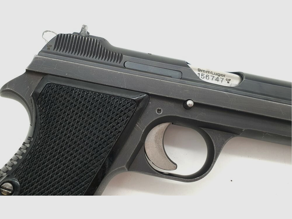 SIG	 Sport-/Matchpistole SIG P49/P210-2 im Kaliber 9x19 Komplett Nummerngleich!