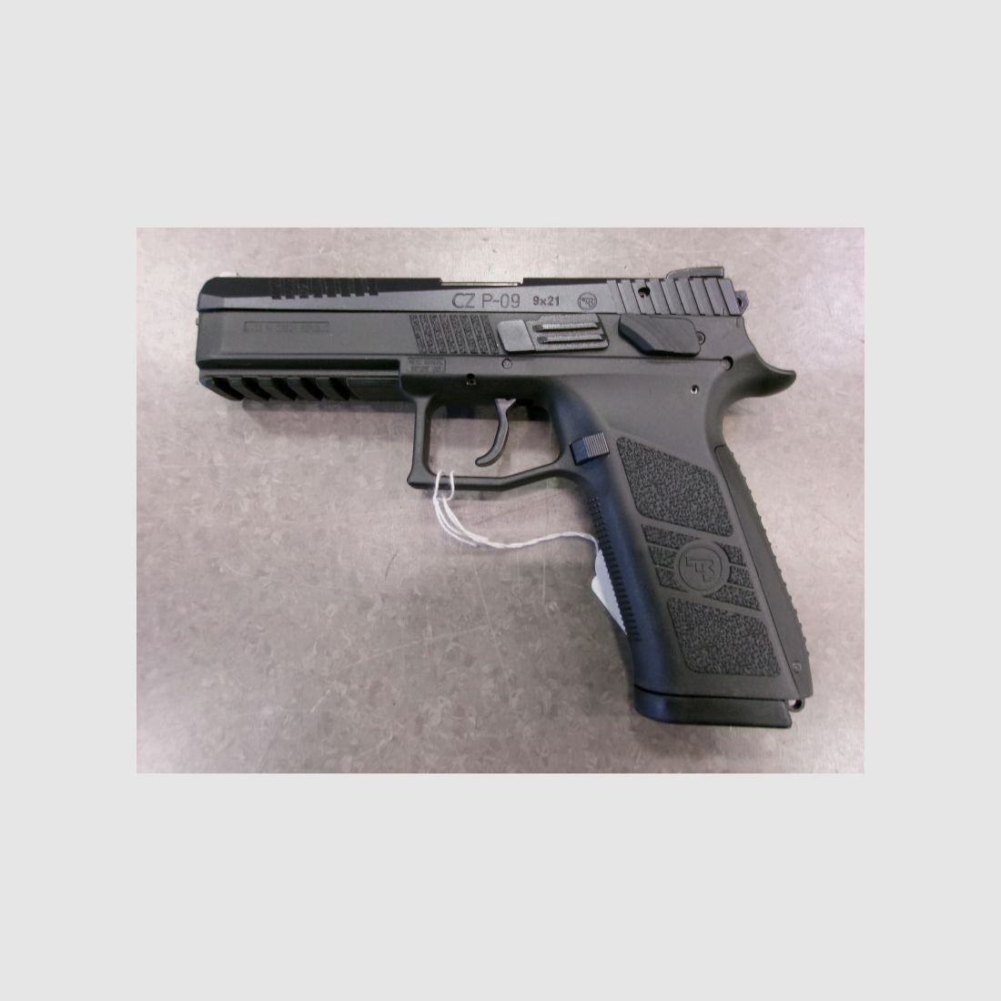 CZ P09 Kal.9x21 gebraucht, Bild 1 von 8