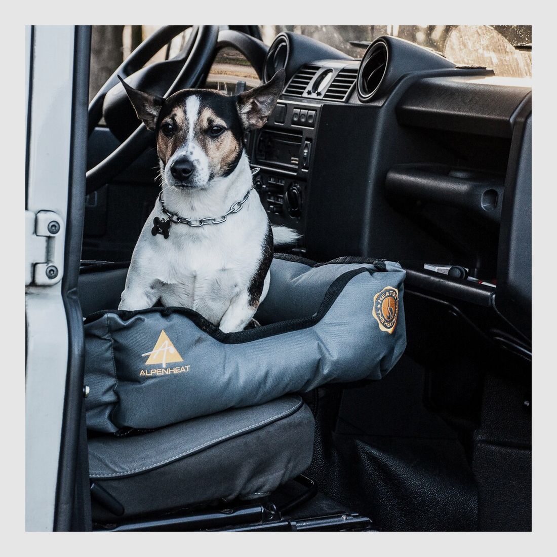 Alpenheat Fire-Petcushion AJ11 verwarmd huisdierbed, afbeelding 3 van 5