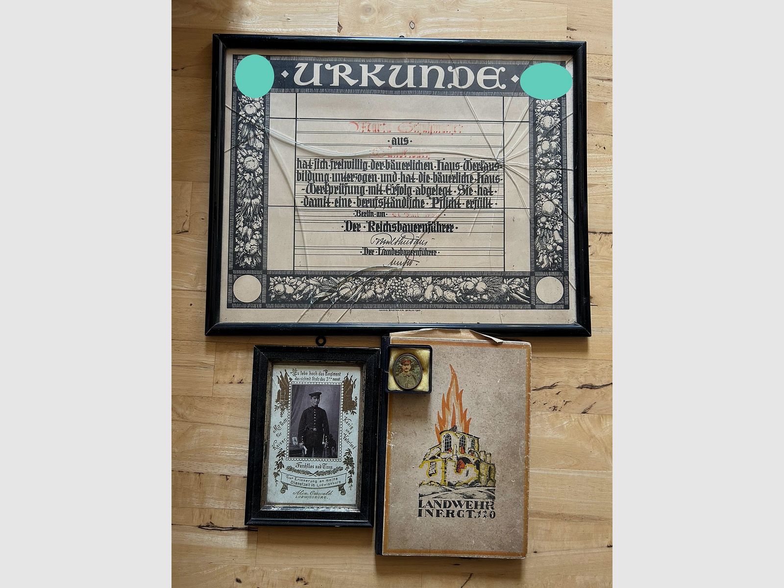 Convolut Première Guerre mondiale | Certificat | Image | Épinglette | Première Guerre mondiale | Seconde Guerre mondiale