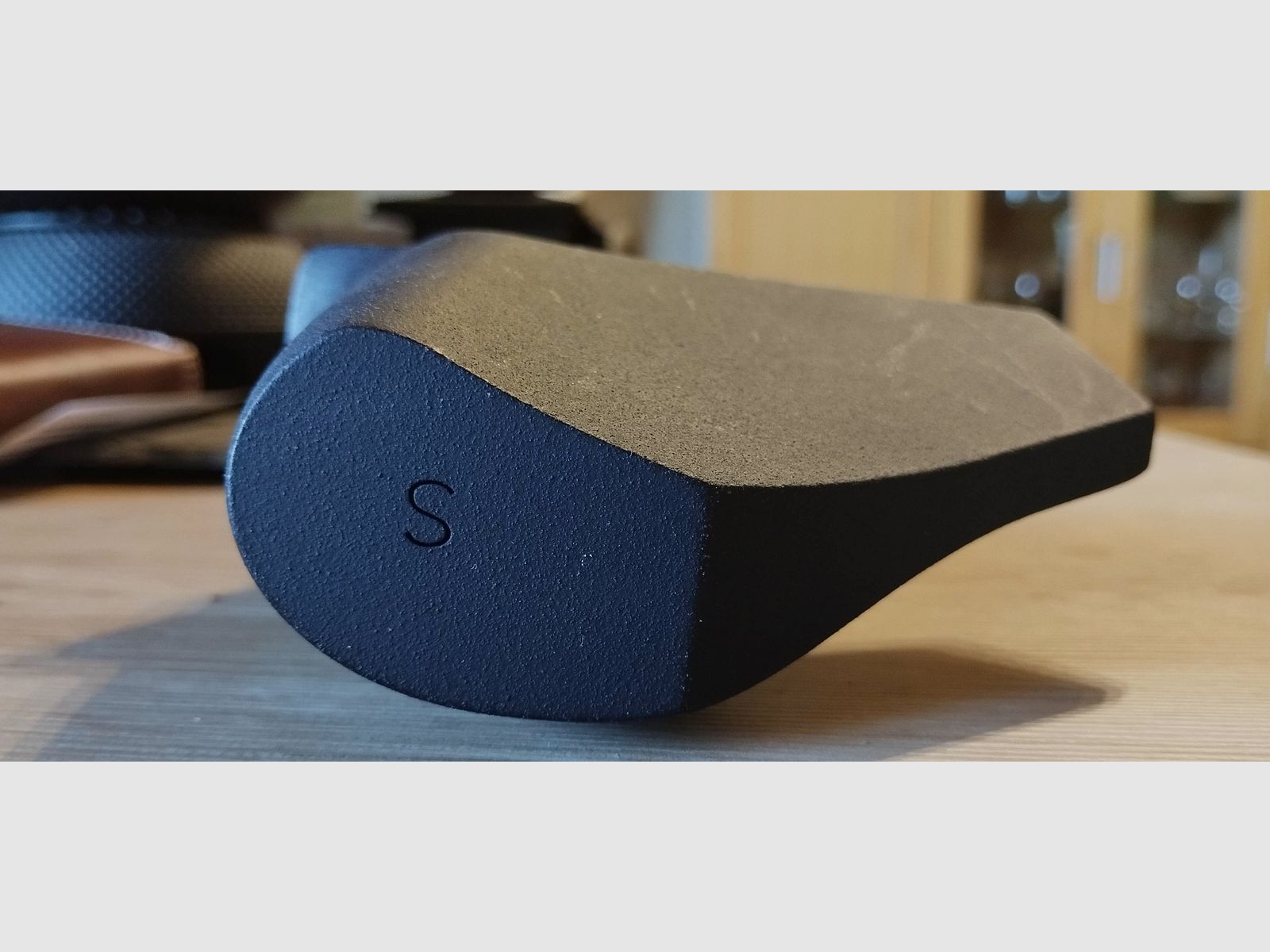 New Feinwerkbau grip size S black grip paint