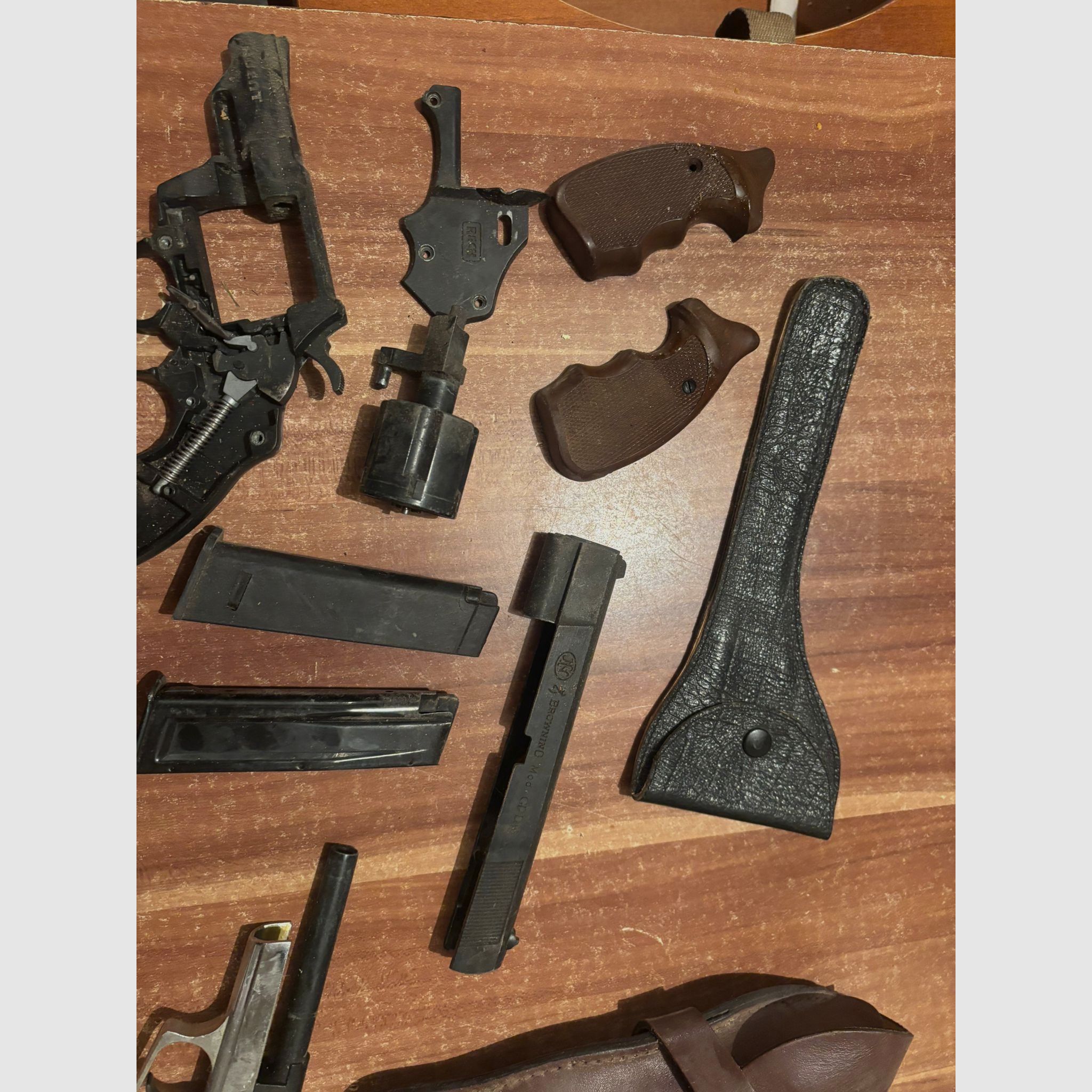 Browning Erma Konvolut Schreckschusswaffen Handfeuerwaffen 