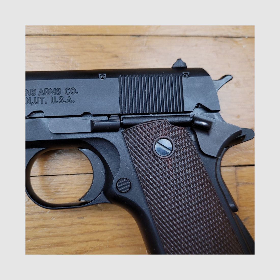 Schöner Browning 1911 Black Label Pistol – kompakte Replik des legendären 1911 – Kaliber 22lr – 10 Schuss – Funktion identisch mit dem 1911 – TBE+++, Bild 17 von 20