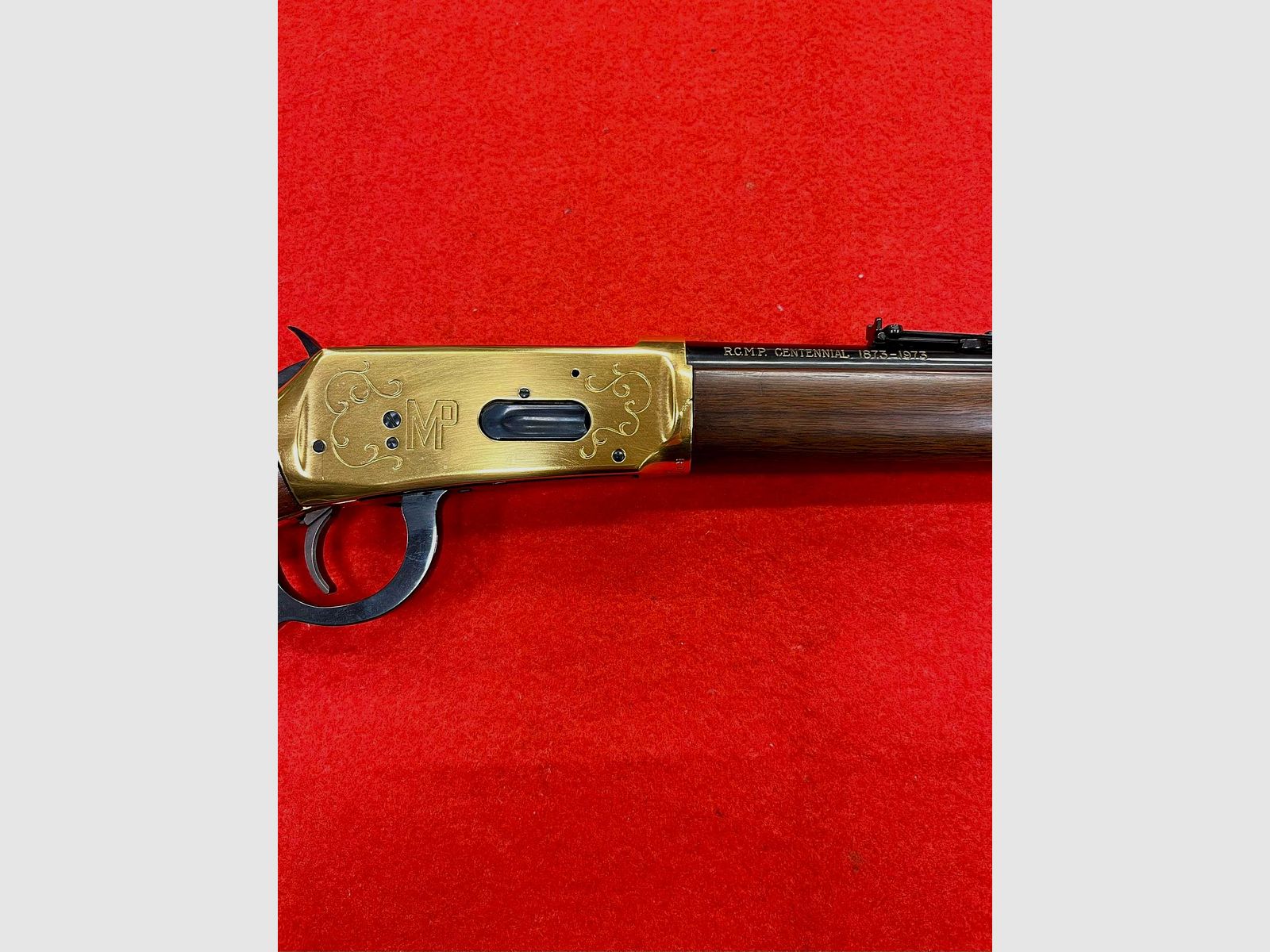 WINCHESTER MODÈLE 94 MUSQUETTE POLICE MONTÉE ROYALE CANADIENNE CALIBRE 30-30 WINCHESTER, image 3 sur 5