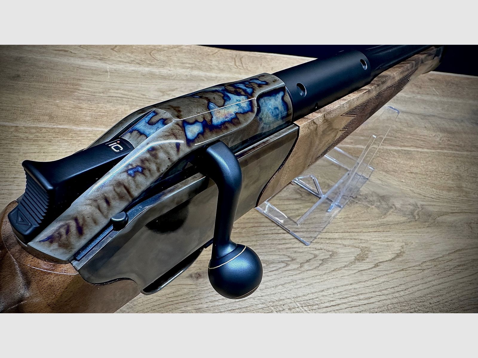 Blaser R8 mit Bunthärtung / HK7 / Stahlsystemkasten&Abzug / ABSOLUTE TRAUMWAFFE