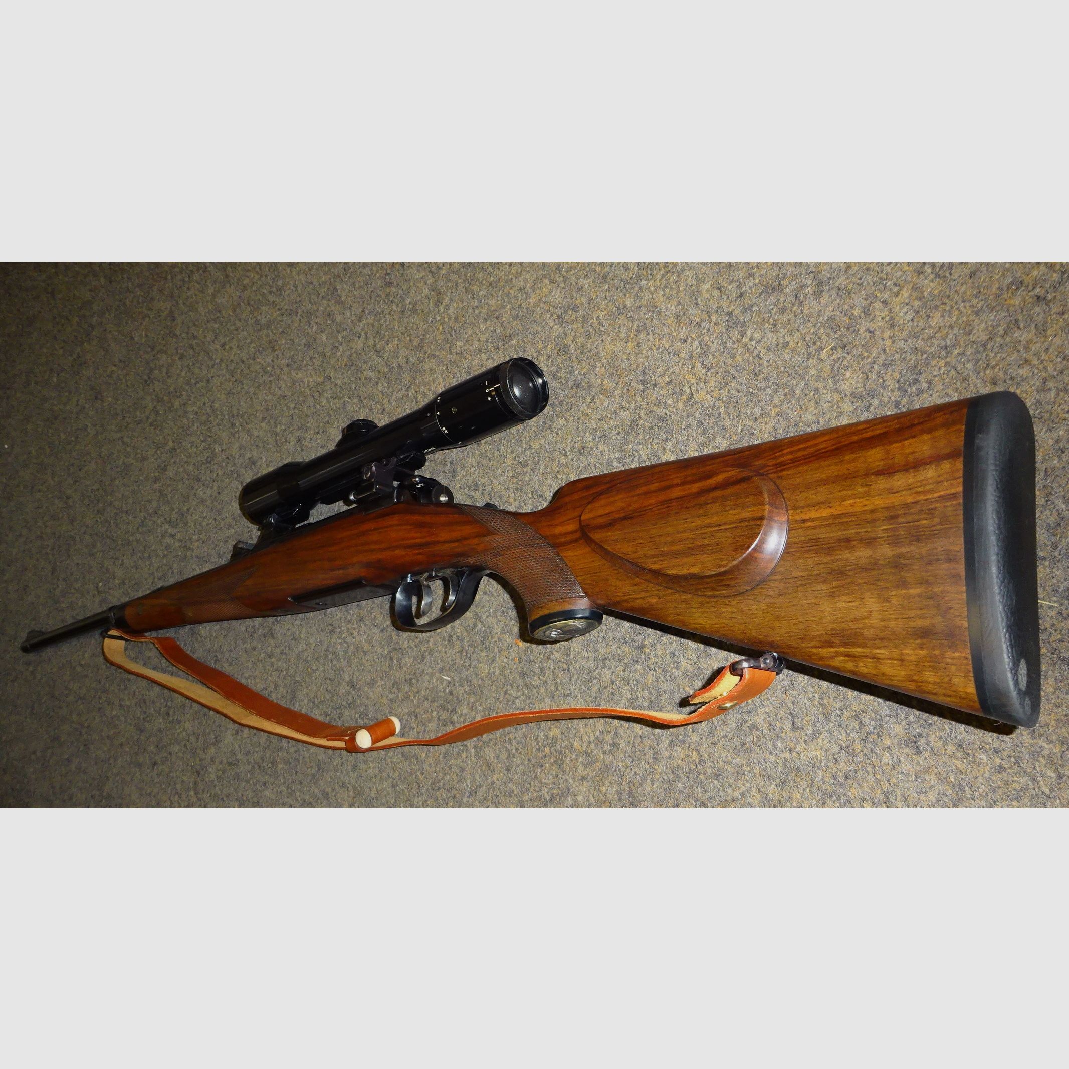 Rep.Büchse STEYR(MANNLICH-SCHÖNAUER) "GK" in 7x57 mit ZF ZEISS "Diavari-D" 2-6x mit tollem Schaft und Schiebesicherung